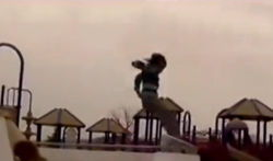 跑酷搞笑视频,翻滚跳跃中的欢乐喜剧